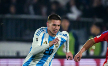 La despedida de los hinchas a Franco Mastantuono en el Monumental | Selección argentina