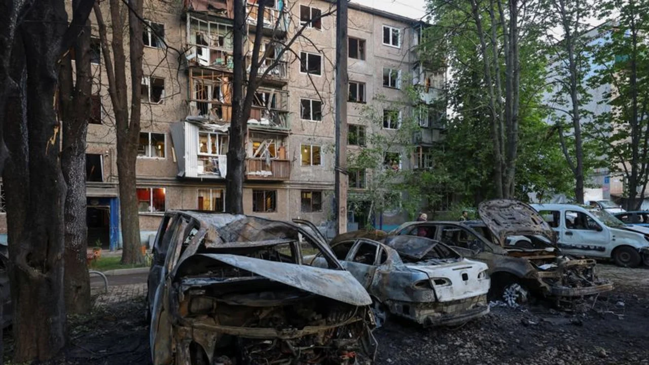 Un intenso ataque ruso con drones en Járkov deja 2 muertos y 57 heridos, según Ucrania