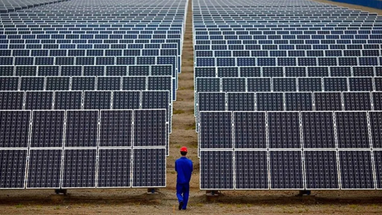Impulso verde: Formosa promete un futuro sustentable y fortalece el desarrollo de parques solares