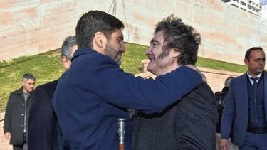 Pullaro busca llegar a un acuerdo con Milei por la millonaria deuda de Anses: "Arrodillar"