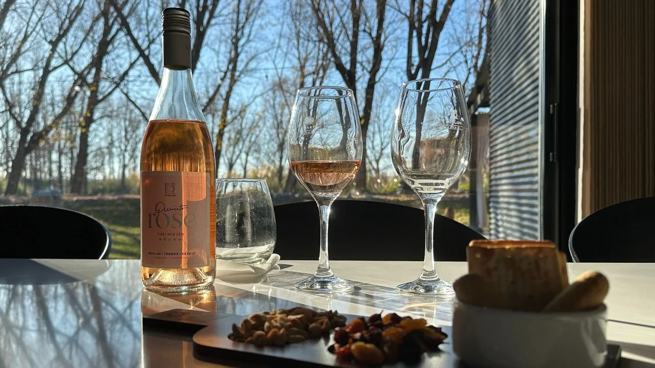 Vino rosado