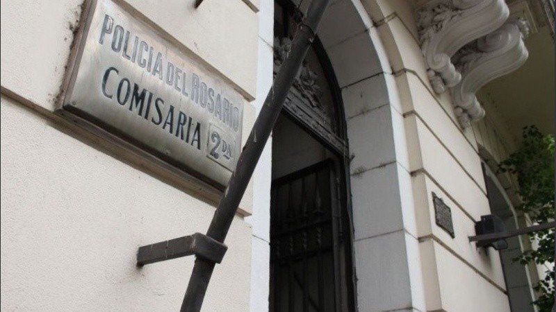 Rosario: imputaron a cinco policías por golpizas a dos personas demoradas en la comisaría 2ª