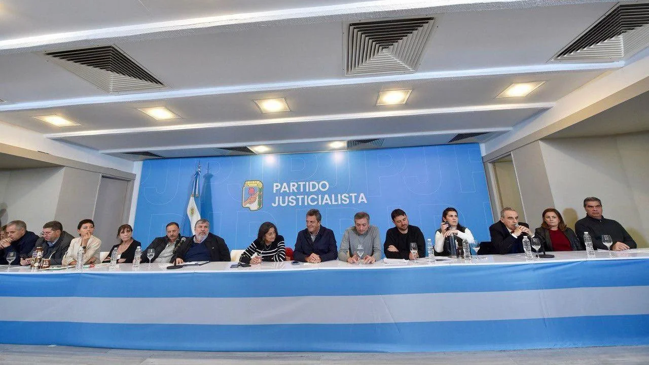 Sin excusas, el peronismo tiene en sus manos una trabajosa unidad