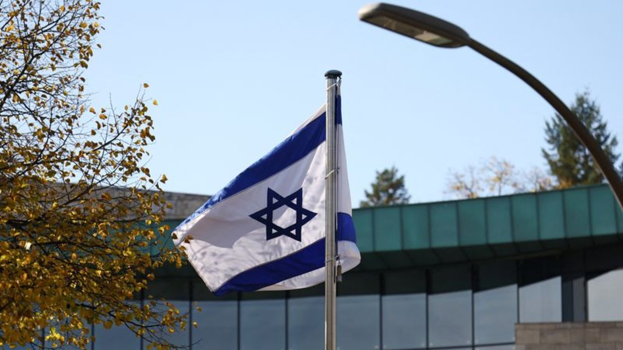 Israel cierra sus embajadas en todo el mundo tras el ataque a Irán