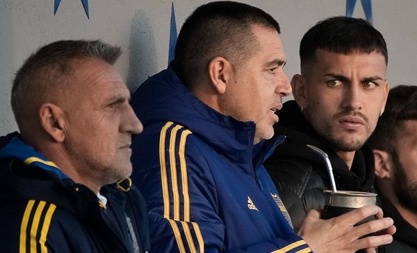 Sorpresa en Boca: Riquelme llegó al Mundial de Clubes y anticipó la vuelta de Paredes