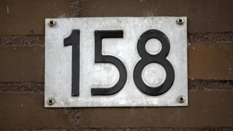 Numerología 158