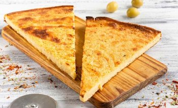 Arriba o abajo: ¿A dónde va ubicada la fainá? | Pizza