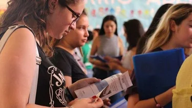 Becas Progresar de ANSES: quiénes dejan de cobrar en junio 2025