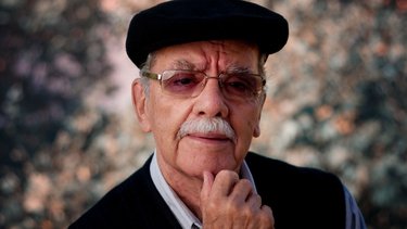 Llora el folklore: murió un legendario cantautor, voz de "Los Caudillos"