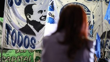 Cristina presa, la batalla que empuja al peronismo a pelear por fuera de las instituciones 