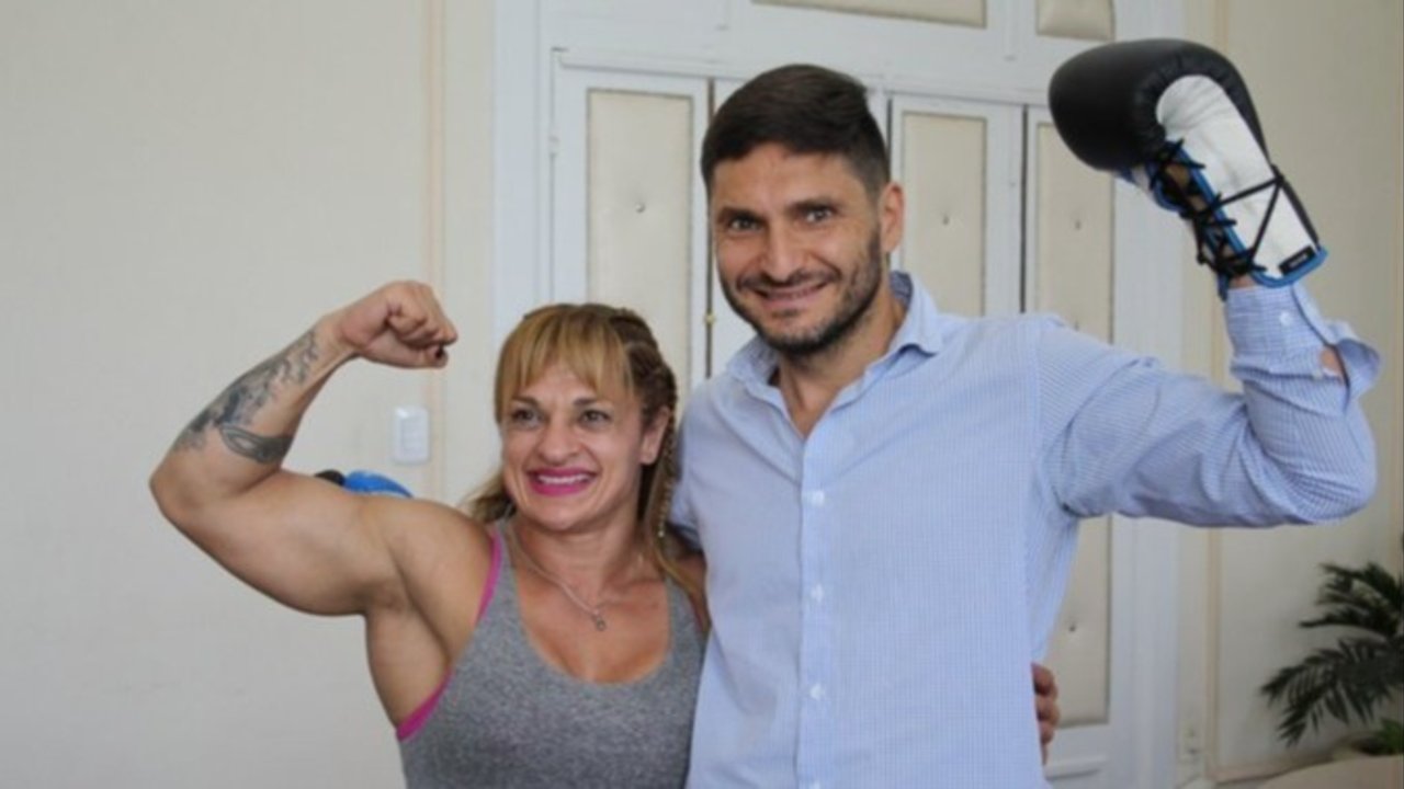 La Locomotora Oliveras y Maximiliano Pullaro