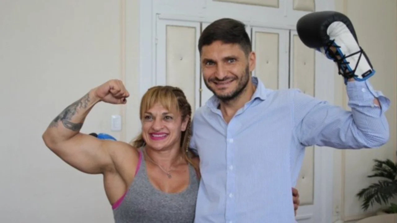 La Locomotora Oliveras y Maximiliano Pullaro