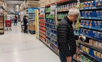 Mientras el gobierno de Milei festeja, Córdoba padece: inflación del 2% en mayo | Crisis económica
