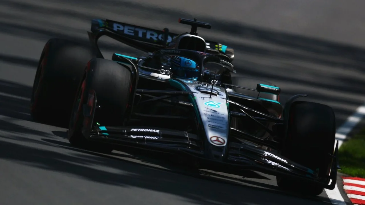 El W16 de George Russell en Montreal.