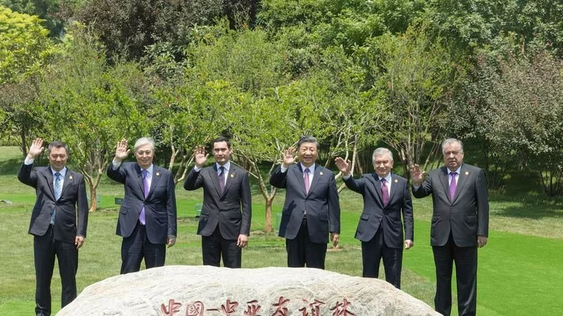 China cultiva nuevos lazos con Asia Central por la antigua Ruta de la Seda