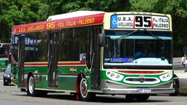 Cambia de parada una línea de colectivo que recorre la Ciudad