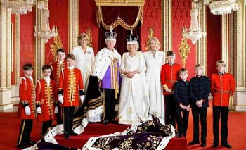 Una integrante de la familia real británica anunció su compromiso | Realeza