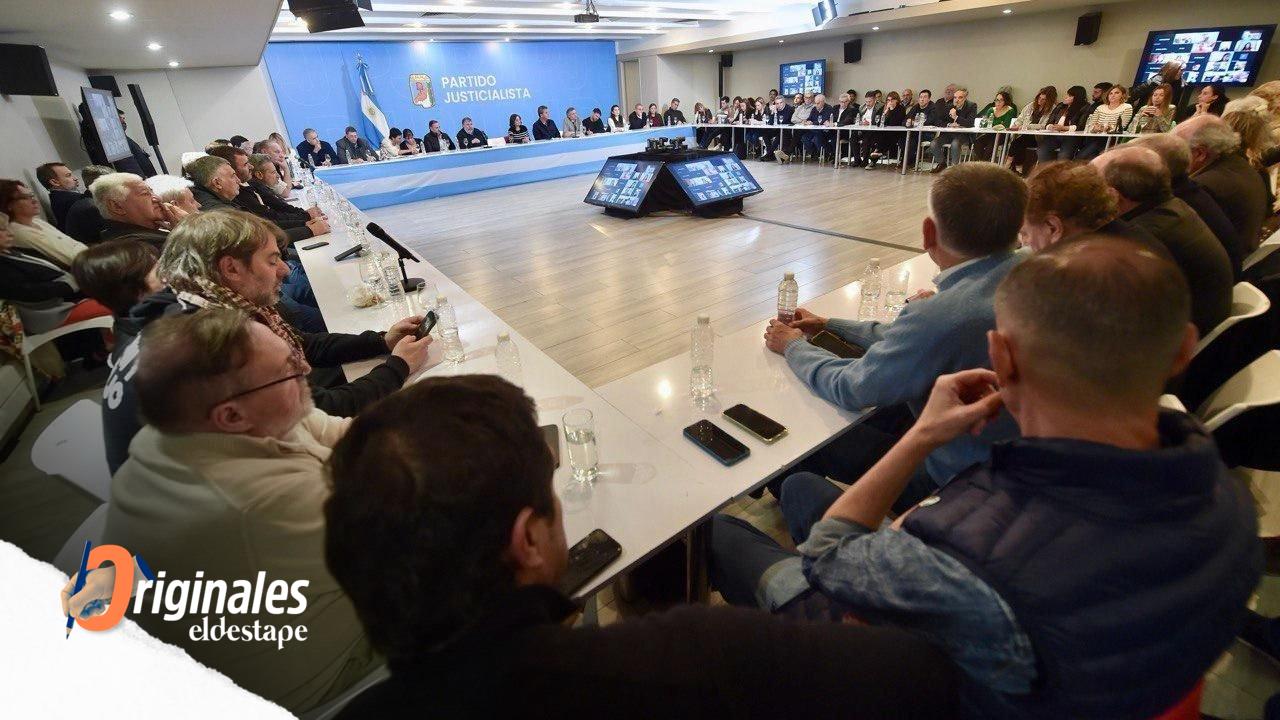 Con los gobernadores y la CGT, el PJ termina de definir la marcha para acompañar a CFK