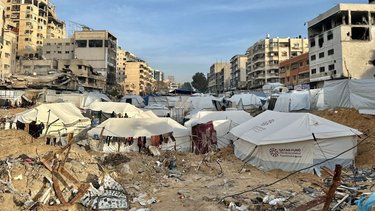 Israel bombardea Gaza y mata a 58 personas previo al acuerdo del alto el fuego en EEUU