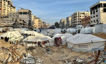 Israel bombardea Gaza y mata a 58 personas previo al acuerdo del alto el fuego | Franja de gaza