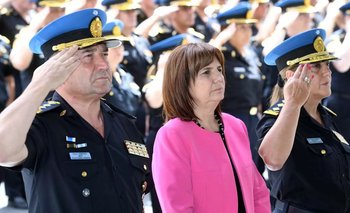 Detenciones ilegales, ciberpatrullaje y requisas sin orden: cambios en la PFA de Bullrich | Policía federal