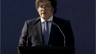 Milei aseguró que la nueva Policía Federal Argentina "aprenderá de Estados Unidos e Israel" Milei aseguró que la nueva Policía Federal Argentina "aprenderá de Estados Unidos e Israel"