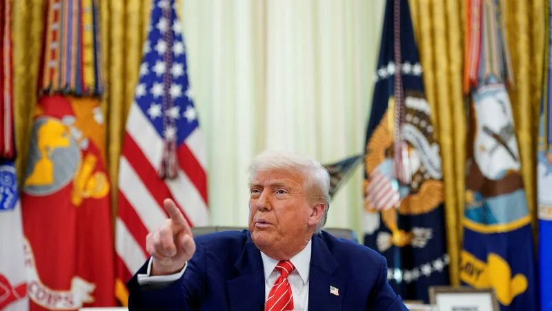 Trump dice EEUU no matará a Jamenei "por ahora", mientras recrudece guerra entre Israel e Irán