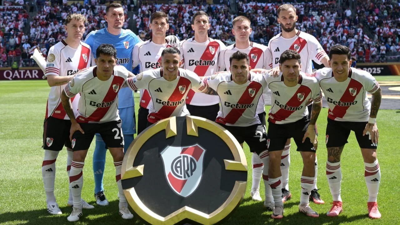 Mundial de Clubes, River Plate, Urawa Red Diamonds