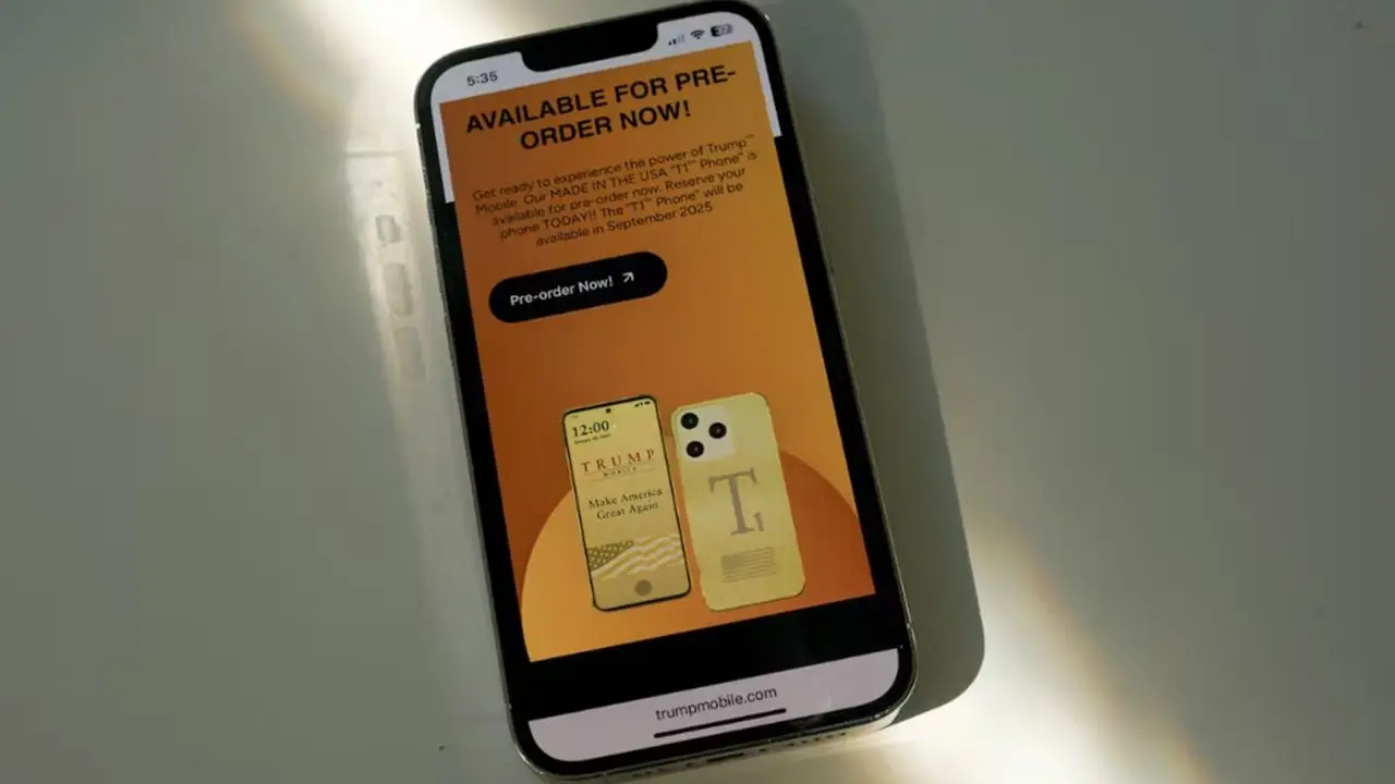 Celular T1 Phone