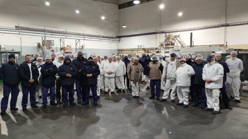 Despidos masivos en la empresa Molinos y paro por tiempo indeterminado