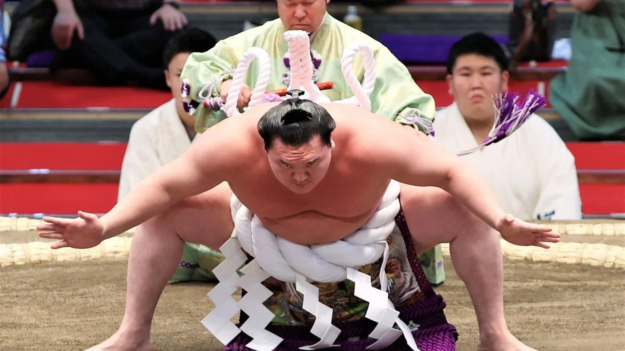 Un titular de la Selección Argentina hizo sumo en Japón y sorprendió a todos: "160 kilos"