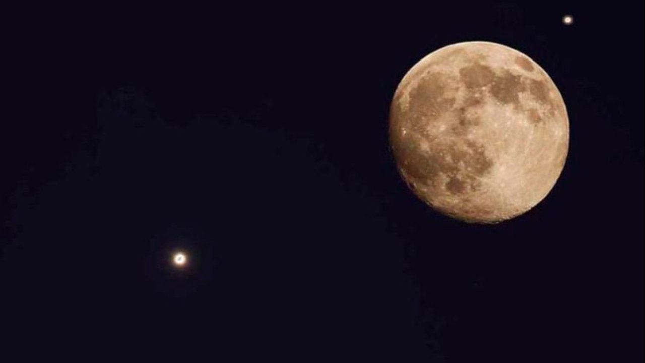 Conjunción Luna y Saturno