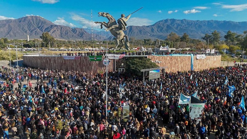 La Rioja se sumó a la masiva movilización nacional en apoyo a Cristina Fernández de Kirchner