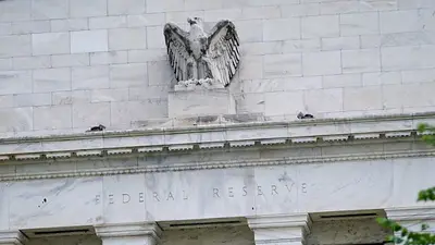 Fed deja tasas sin cambios y ve dos recortes en 2025, pero menos bajas en años venideros Fed deja tasas sin cambios y ve dos recortes en 2025, pero menos bajas en años venideros