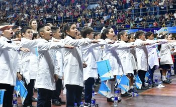Día de la Bandera: Insfrán encabezará el acto de jura a estudiantes | Día de la bandera