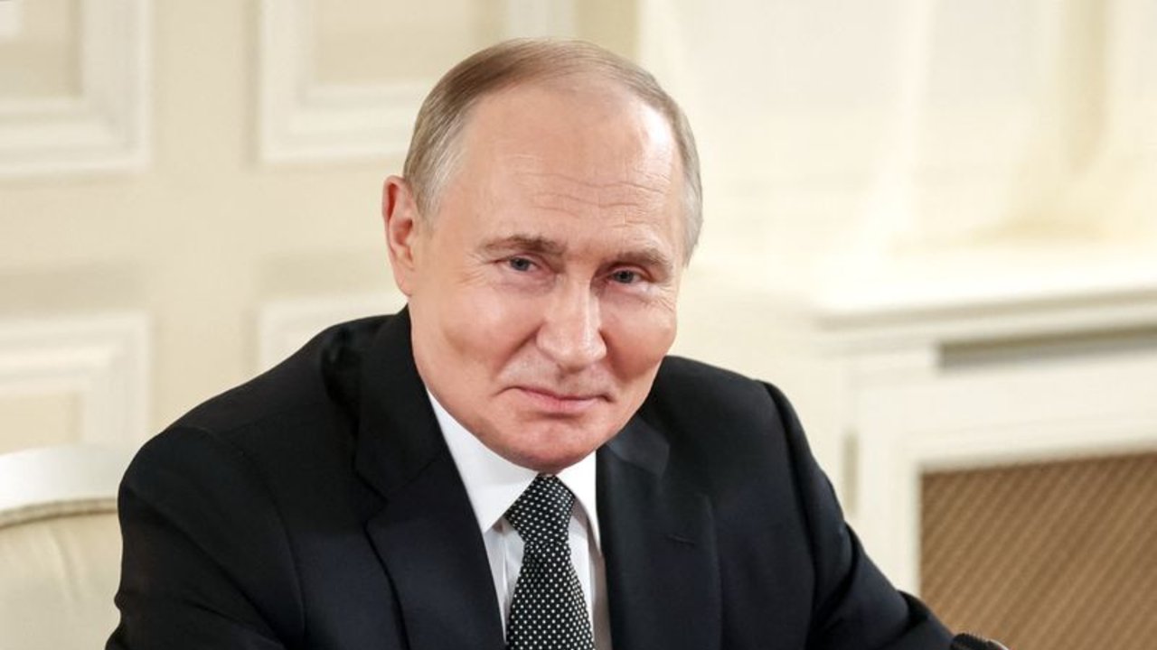 Putin afirma que iraníes se están uniendo alrededor de sus líderes
