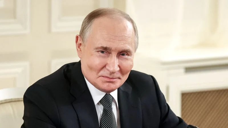Putin afirma que iraníes se están uniendo alrededor de sus líderes