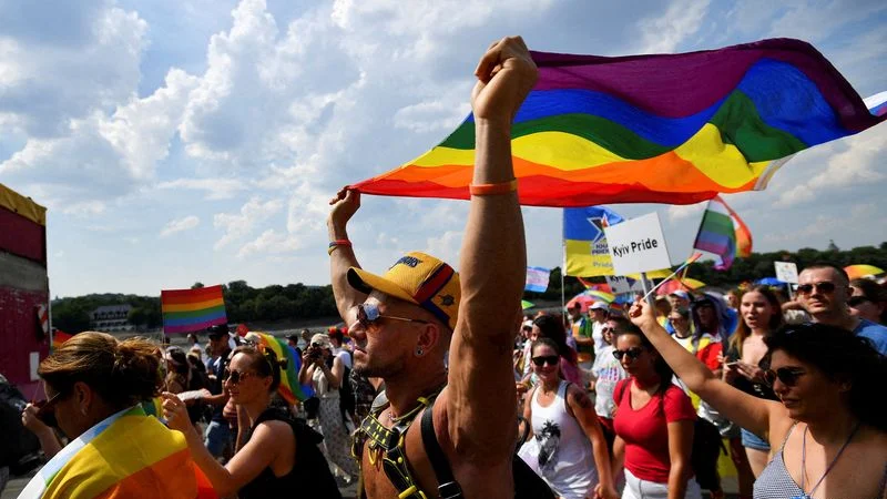 La policía húngara prohíbe la marcha del Orgullo en Budapest alegando la protección de los niños
