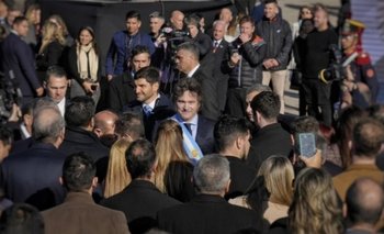 Milei deja colgado a Pullaro y no estará en Rosario por el Día de la Bandera | Día de la bandera