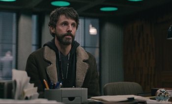 Dura 9 capítulos y esconde un oscuro misterio: la serie policial británica para el finde | Netflix