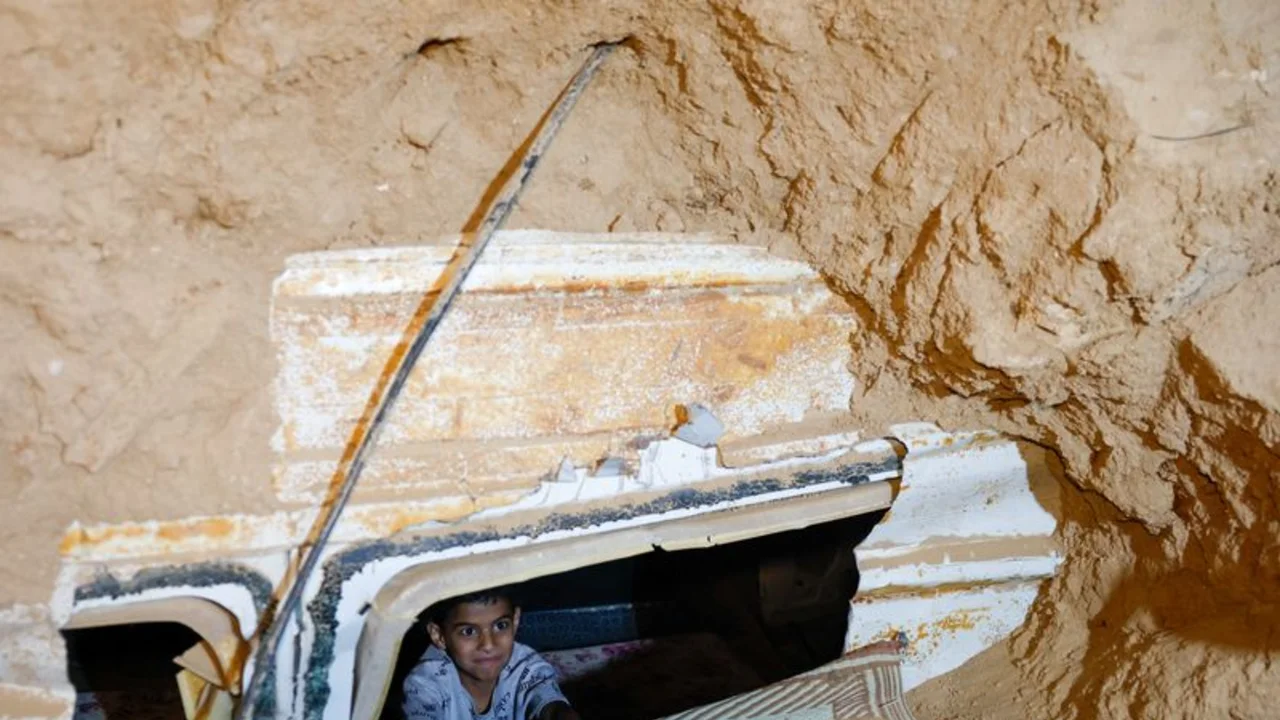 Israel acusa que Irán disparó un misil con una bomba de racimo