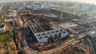 A través de una inversión de $147.605 millones, Kicillof supervisó los avances de la planta potabilizadora