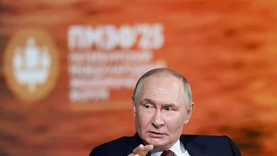 Putin dice que, en la teoría, toda Ucrania es de Rusia Putin dice que, en la teoría, toda Ucrania es de Rusia