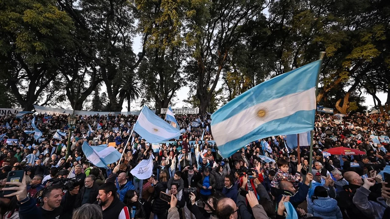 Cristina Kirchner tildó a Bullrich de "fracasada" y alertó que el modelo de Milei "no tiene dólares"