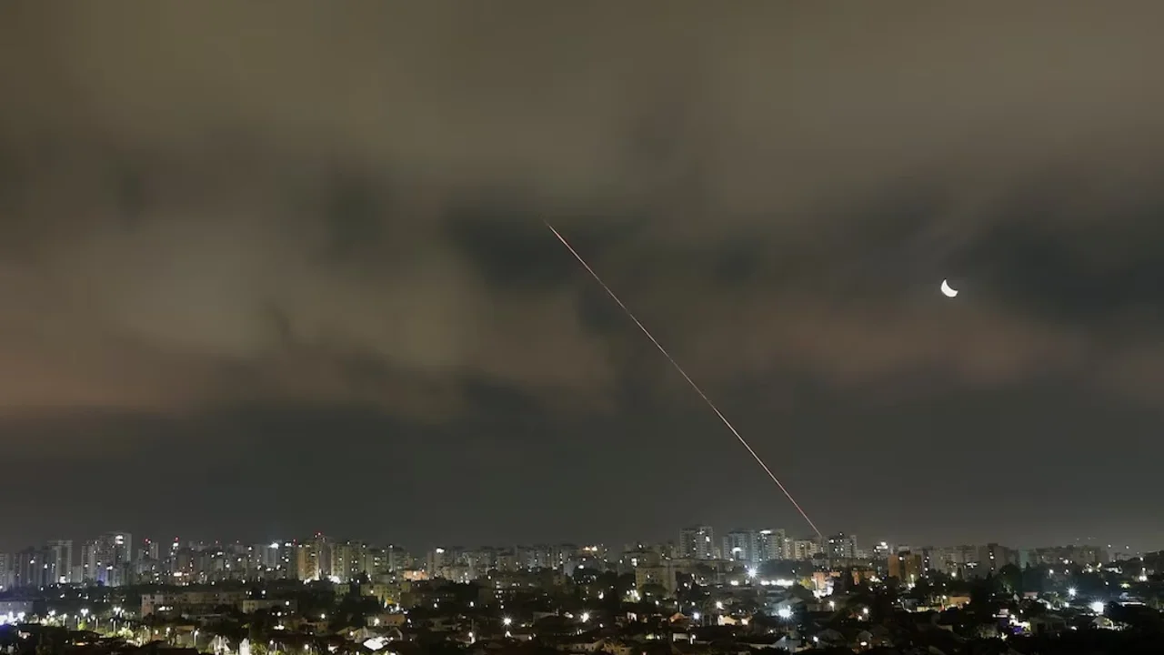 Israel asegura haber matado a un importante comandante iraní tras atacar instalaciones militares