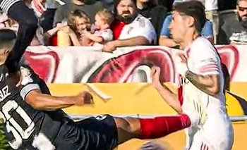 Polémica en River vs. Monterrey: la patada de roja donde el árbitro sacó amarilla | Mundial de clubes