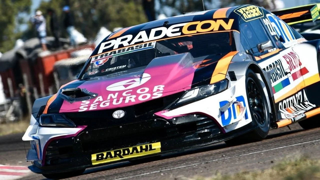 El Toyota de Otto Fritzler en Posadas.