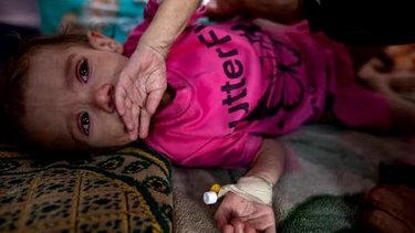 Advierten la muerte de bebés recién nacidos en Gaza por falta de fórmula infantil