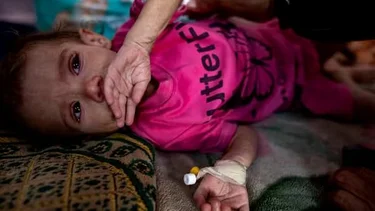 Advierten la muerte de bebés recién nacidos en Gaza por falta de fórmula infantil