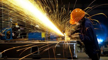 Cuánto gana un obrero metalúrgico en junio 2025: el salario que cobra
